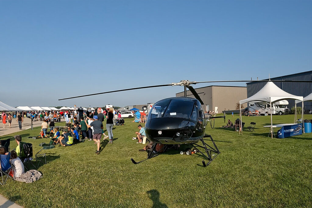 Enstrom at Rotors 'n Ribs